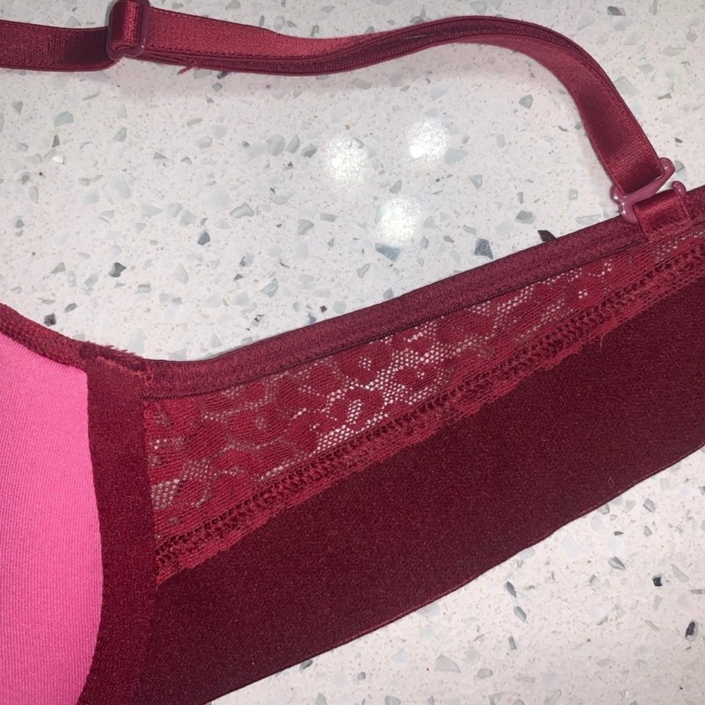 Victoria Secret Push Up Elegant Lace Underwire Bra - Red - Picture 3 of 4